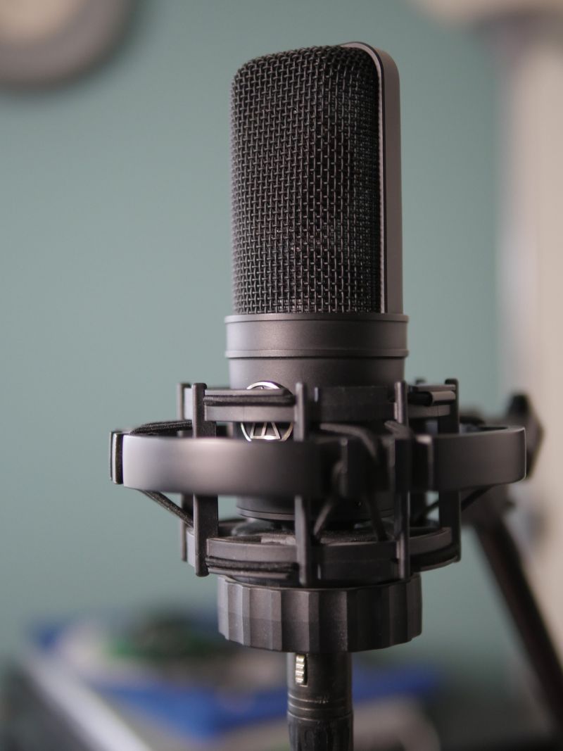Guida ai migliori microfoni a condensatore professionali: valutazioni per l'acquisto